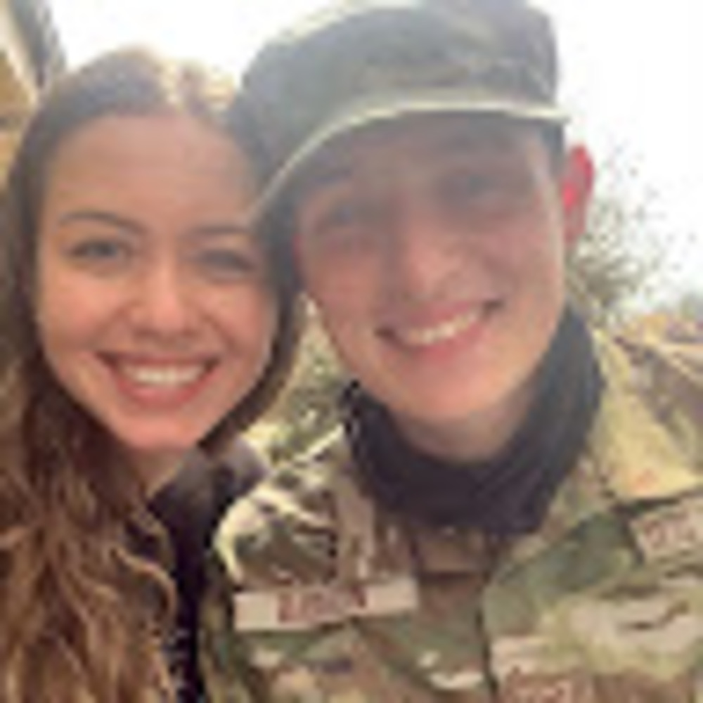 Meet your Posher, Jess & tyler